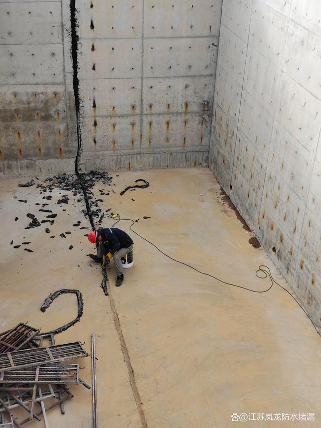 瓷砖水池缝漏水怎么办(瓷砖水池缝漏水怎么办呢) 瓷砖水池缝漏水怎么办(瓷砖水池缝漏水怎么办呢)